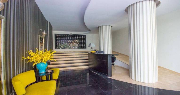 2+1 apartment in Oba with facilities